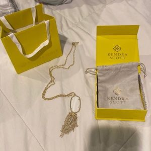 Kendra Scott Necklace